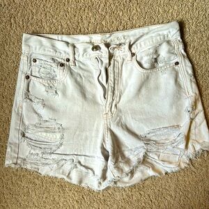 American Eagle white high waisted jeans shorts, size SIX.